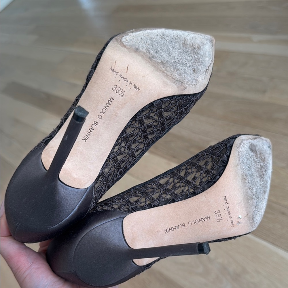 Elegant satin Lace Stiletto Heels Manolo Blahnik - Picture 3 of 7